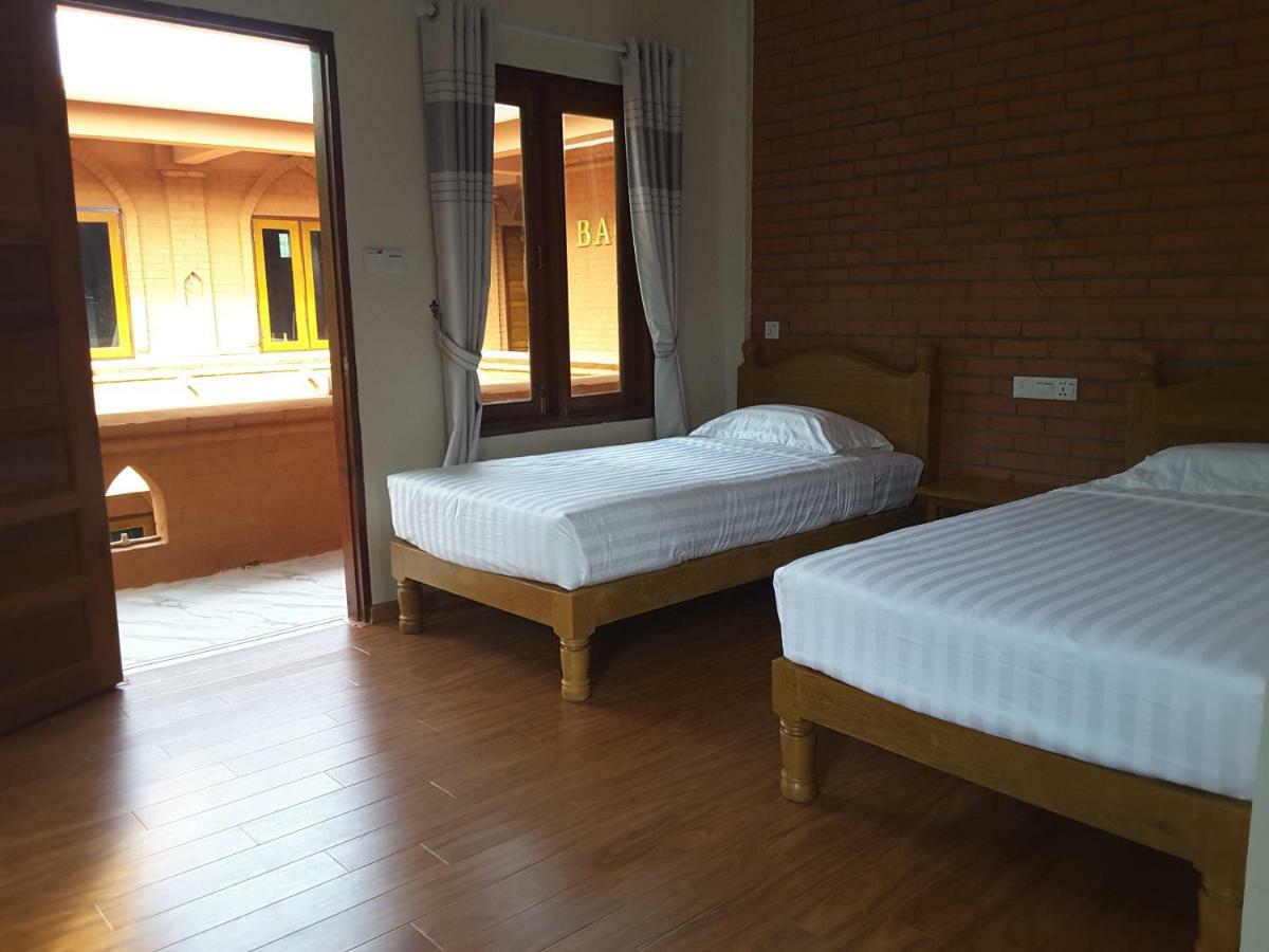 A Little Bit Of Bagan Hotel Extérieur photo