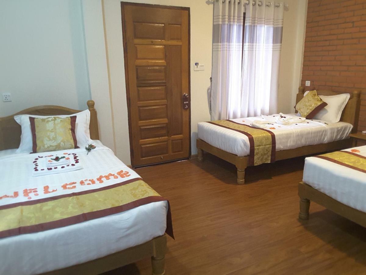 A Little Bit Of Bagan Hotel Extérieur photo