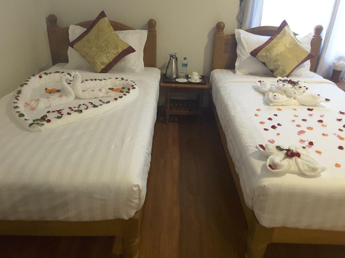A Little Bit Of Bagan Hotel Extérieur photo