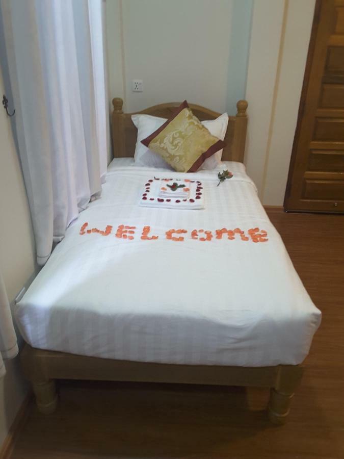 A Little Bit Of Bagan Hotel Extérieur photo