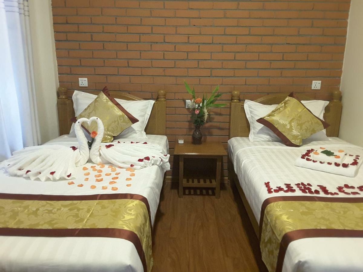A Little Bit Of Bagan Hotel Extérieur photo