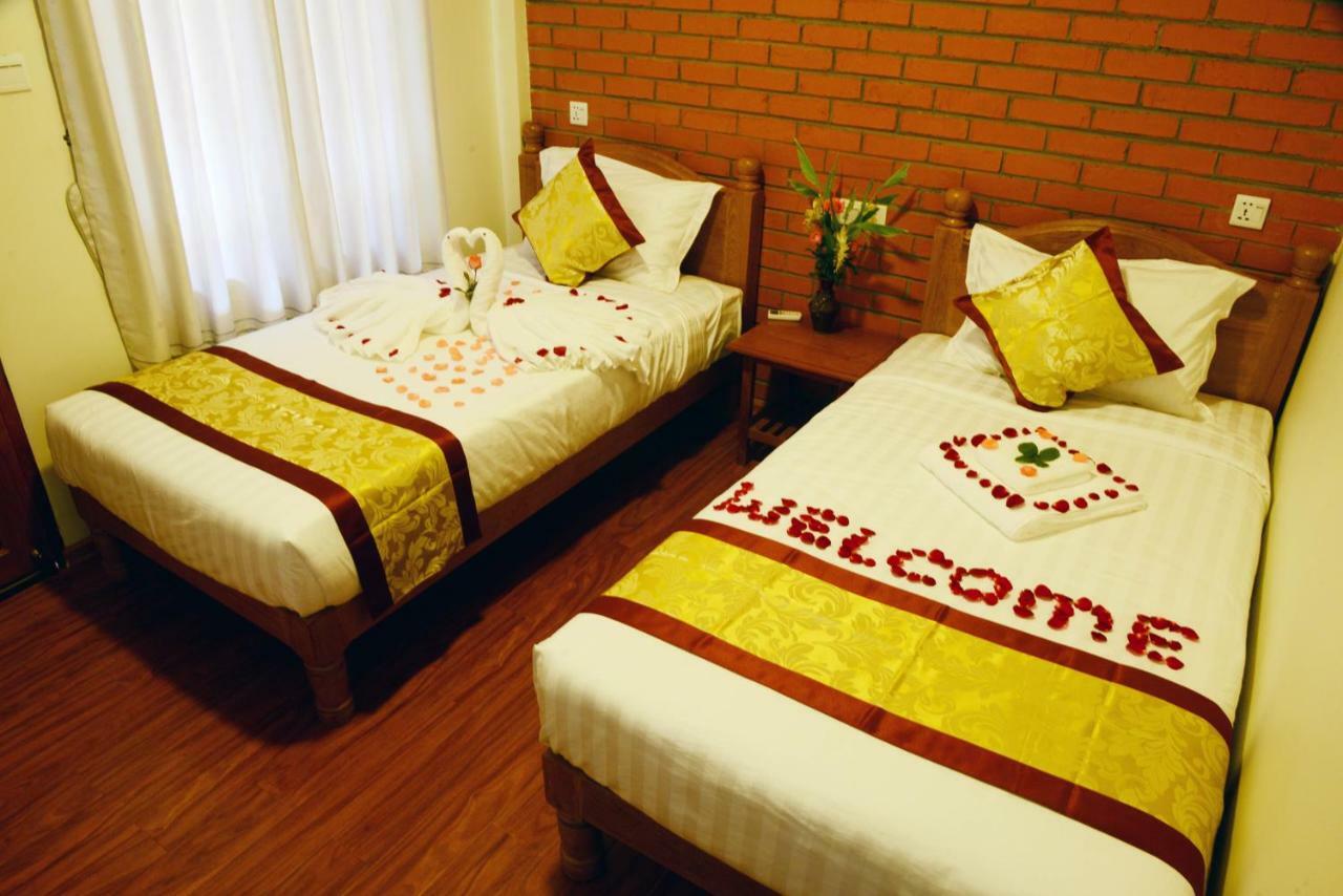 A Little Bit Of Bagan Hotel Extérieur photo